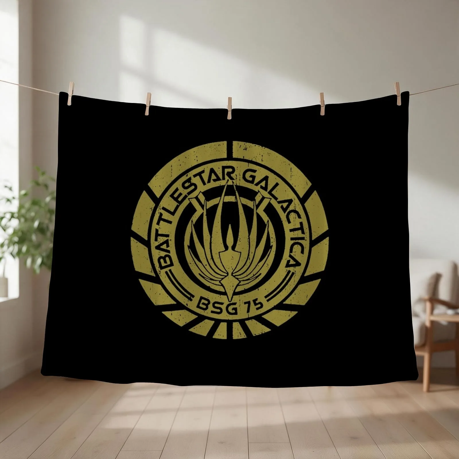 Battlestar Galactica Crest Throw Blanket couch cozy soft plush fuzzy picnic outdoor blanket