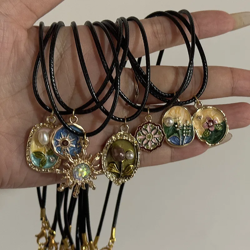 خمر بالتنقيط النفط زهرة الشمس قلادة قلادة جلدية حبل