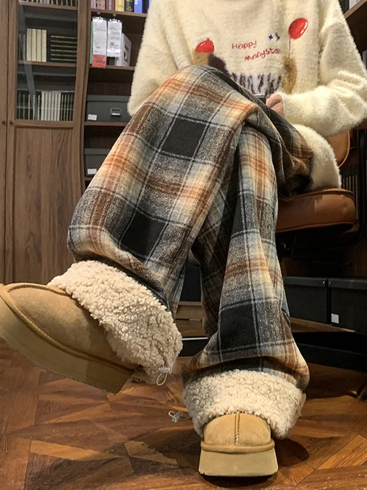 

American Retro Lamb Velvet Cotton Pants Men Winter Thiened Flannel Plaid Casual Loose Fit Spor Long Trousers