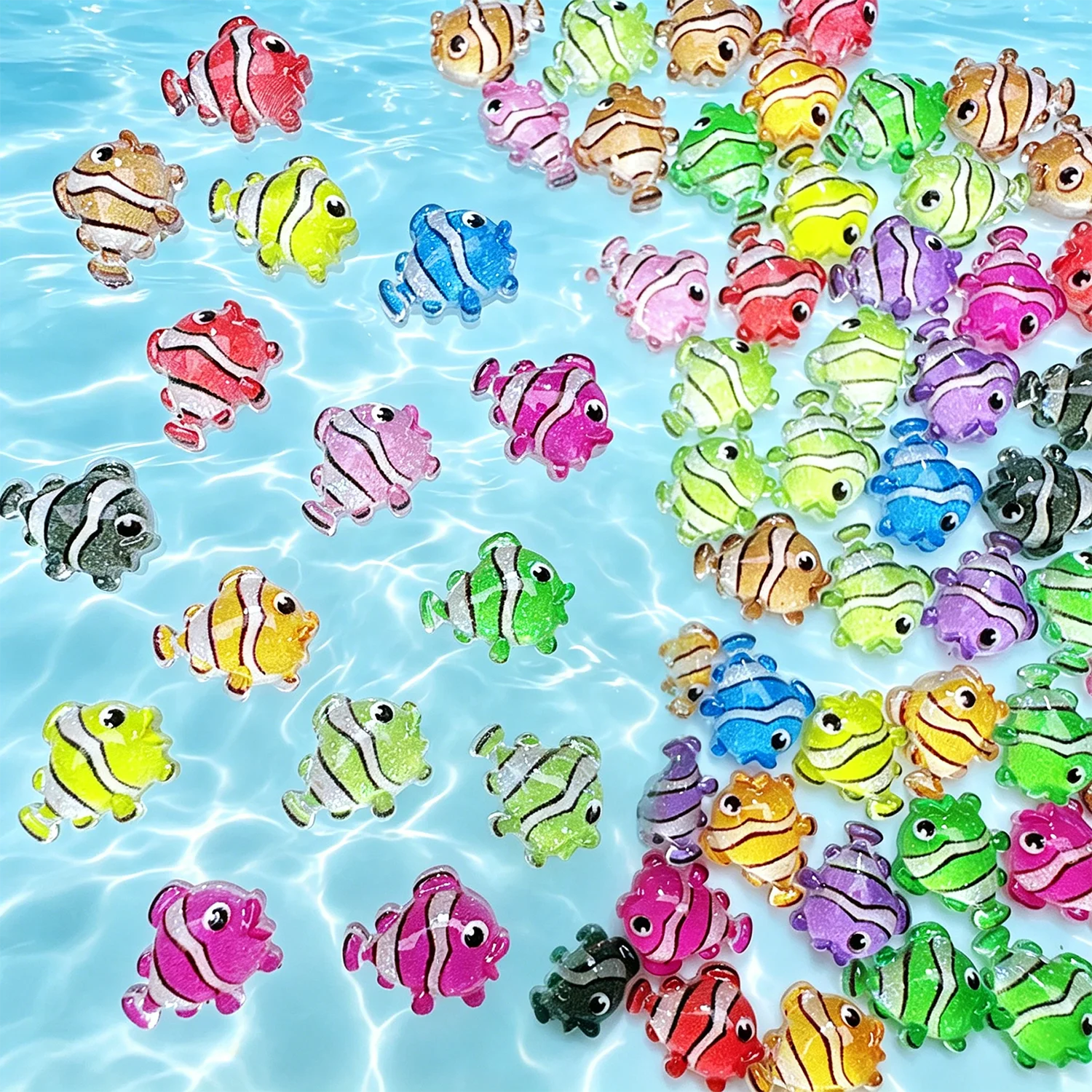 50 Stück Bunte Clownfisch-Nagelanhänger 3D Harz Tropische Fisch-Nageldekoration Glänzende Transparente Fisch-Maniküre für Sommer-Strandurlaub – Detail 3