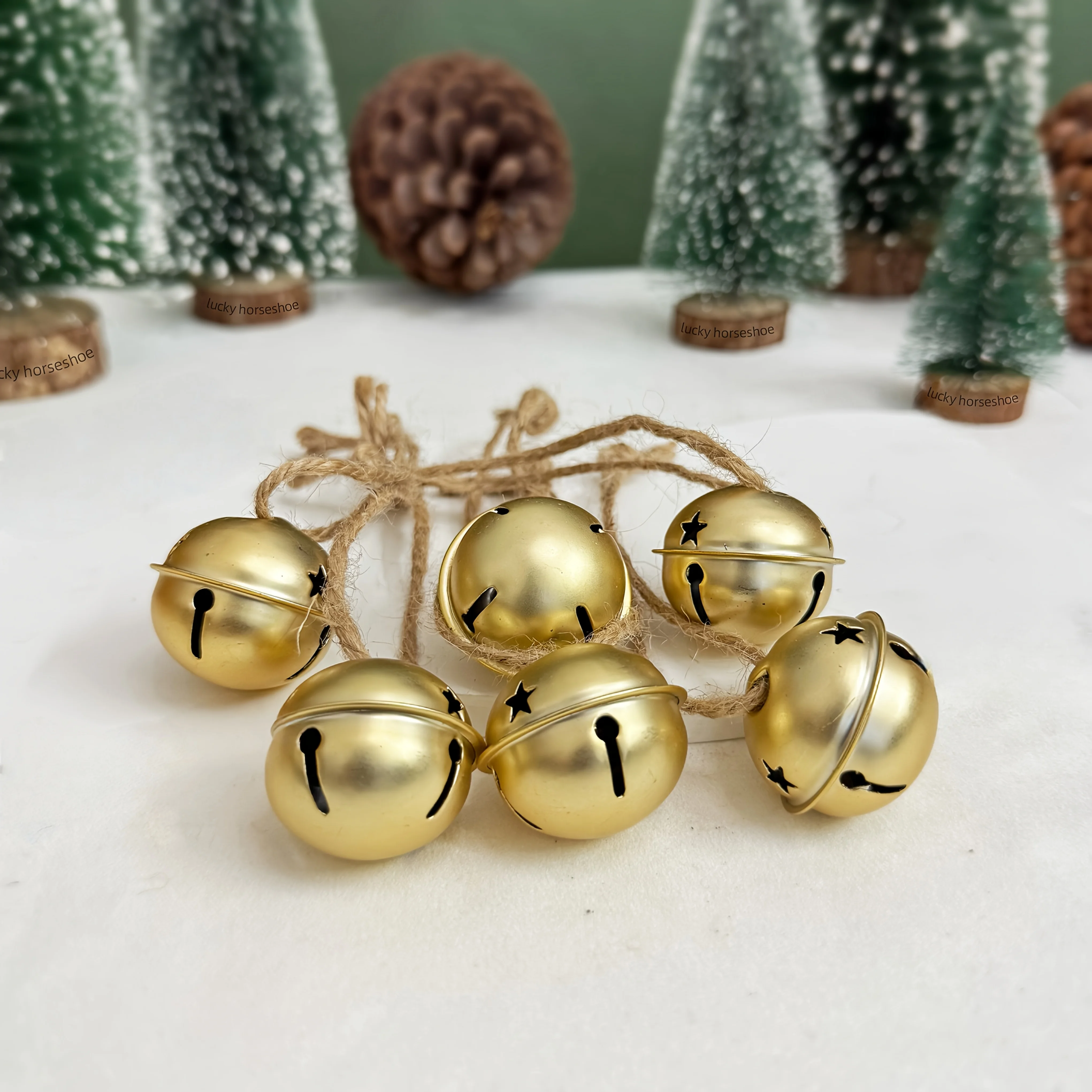 10pcs Golden Decorative Bells - Elegant Metal Christmas Tree Ornaments with Star, Perfect for Holiday Decor, Doorbells Pet Bells