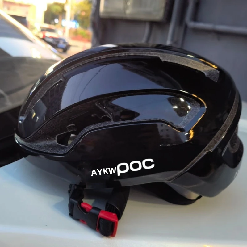 Bicycle Safety Helmet with EPS Foam Lightweight Comfortable for Cycling Enthusiasts Breathable Cycling Safety Gear for Men Women