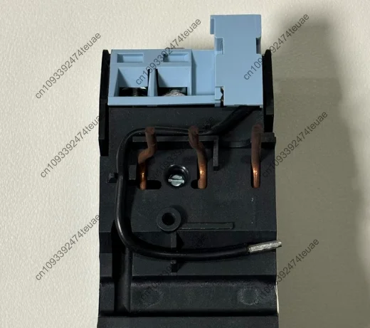 New thermal overload relay 3US50 40-1A rated current 1-1.6 A physical shooting