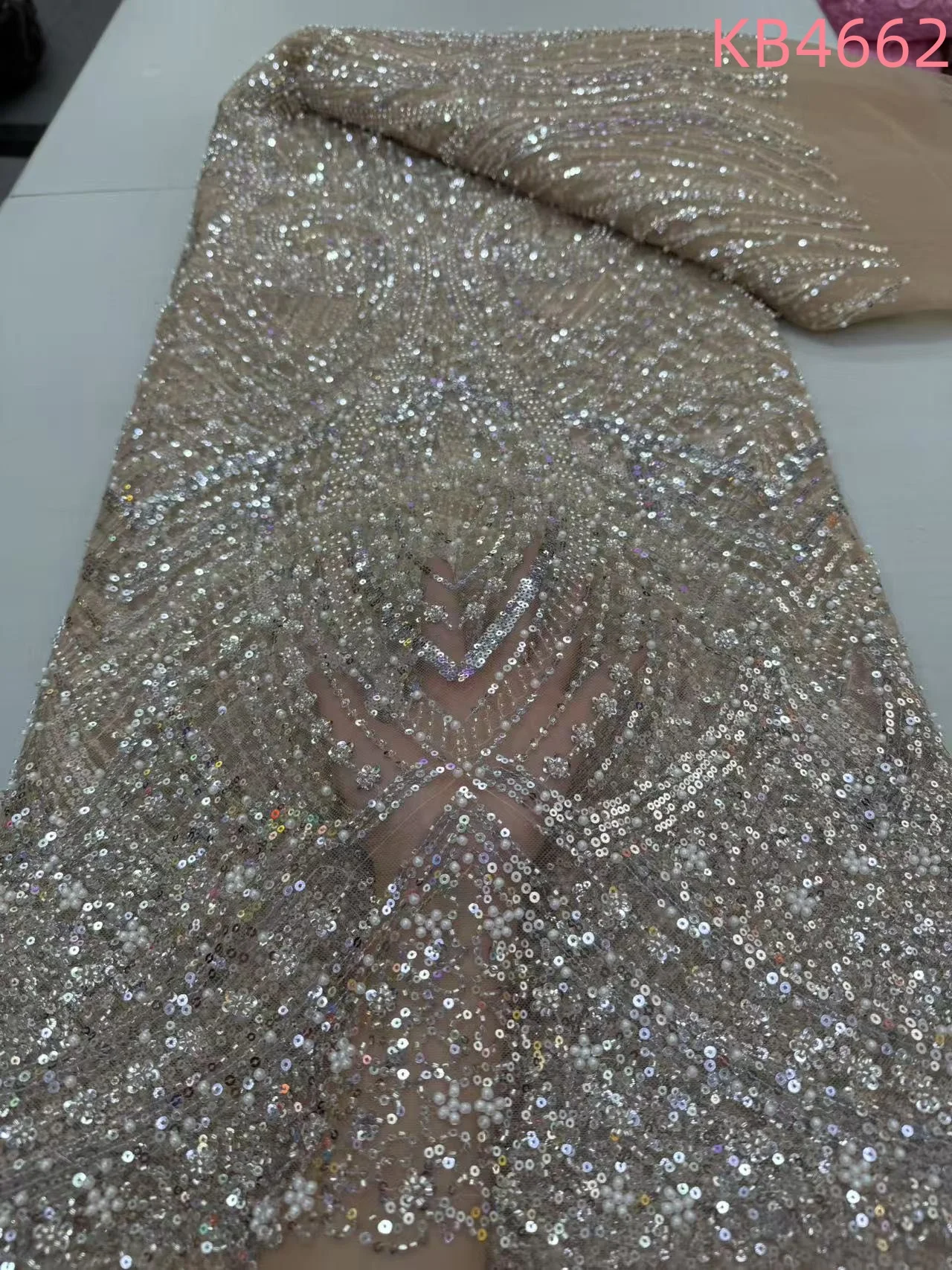 

Красный тюль с бисером, кружевная ткань, африканская кружевная ткань, 5 ярдов, высокое качество, ткань для вышивания в Дубае, 2025 год, с блестками для шитья KB4662