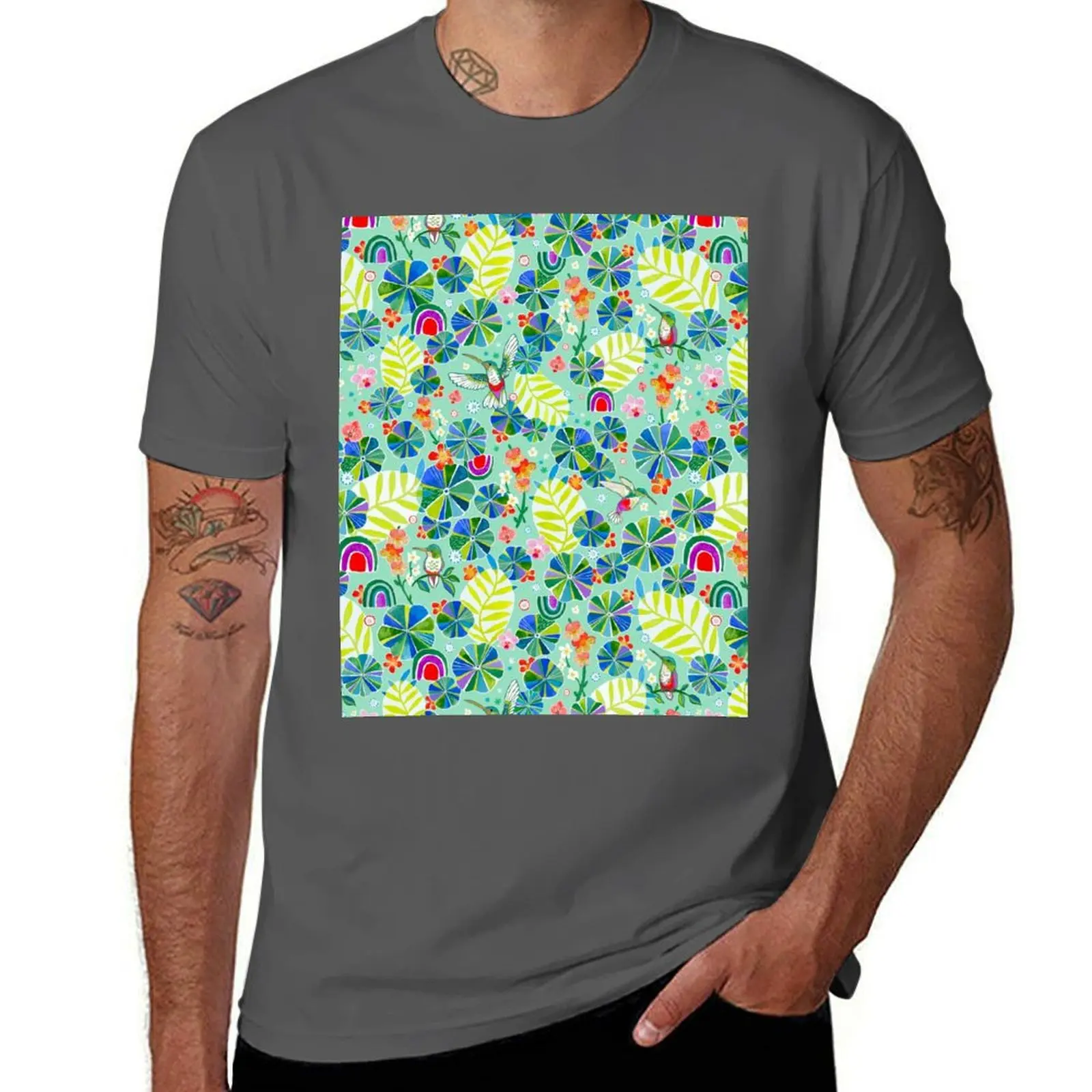 Hummingbird Garden T-Shirt Large Size Basic Casual T-Shirt