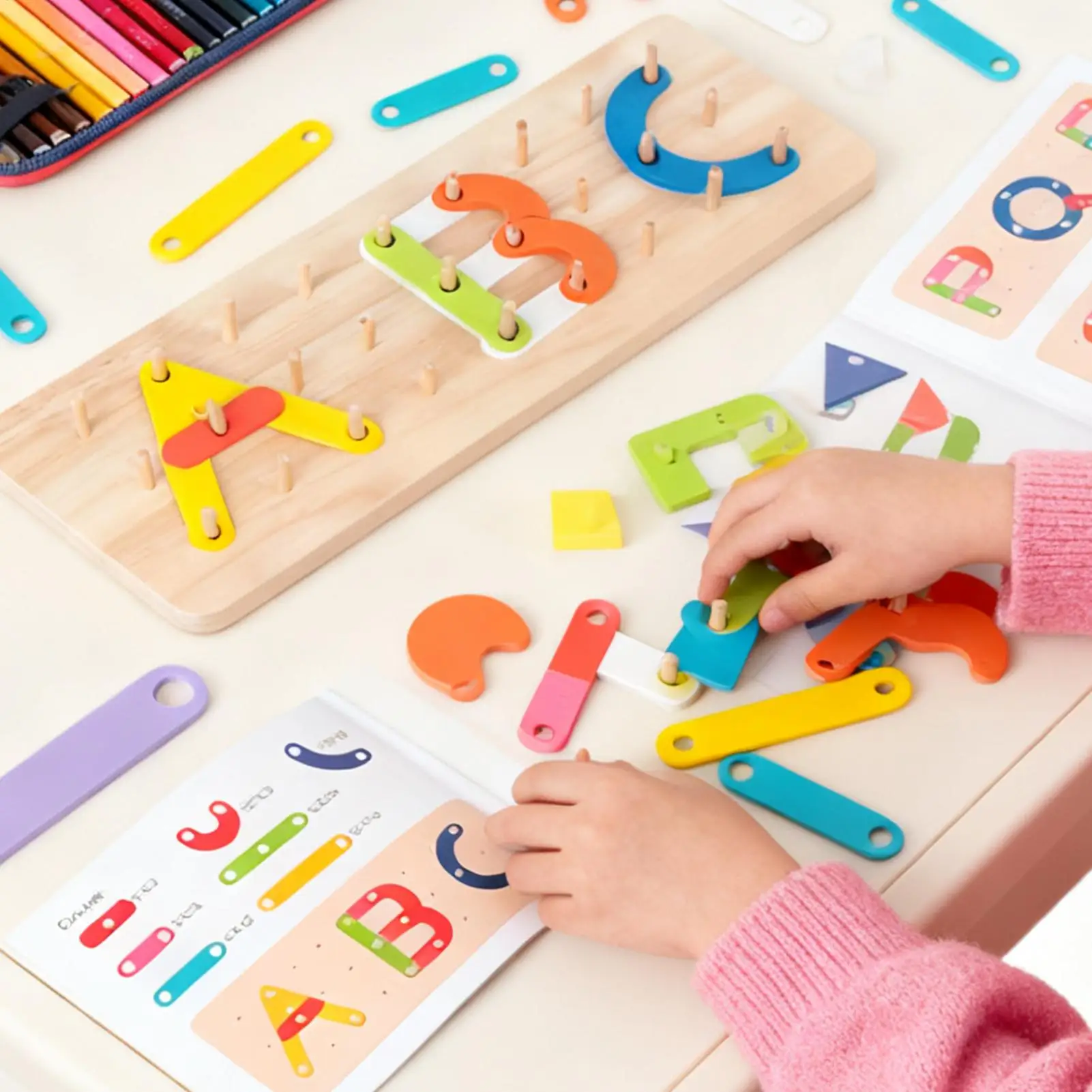 Puzzle Alphabet en bois, panneau perforé de couleurs assorties, jouets en forme de chiffres, motricité Fine, jouets éducatifs pour les tout-petits et les enfants
