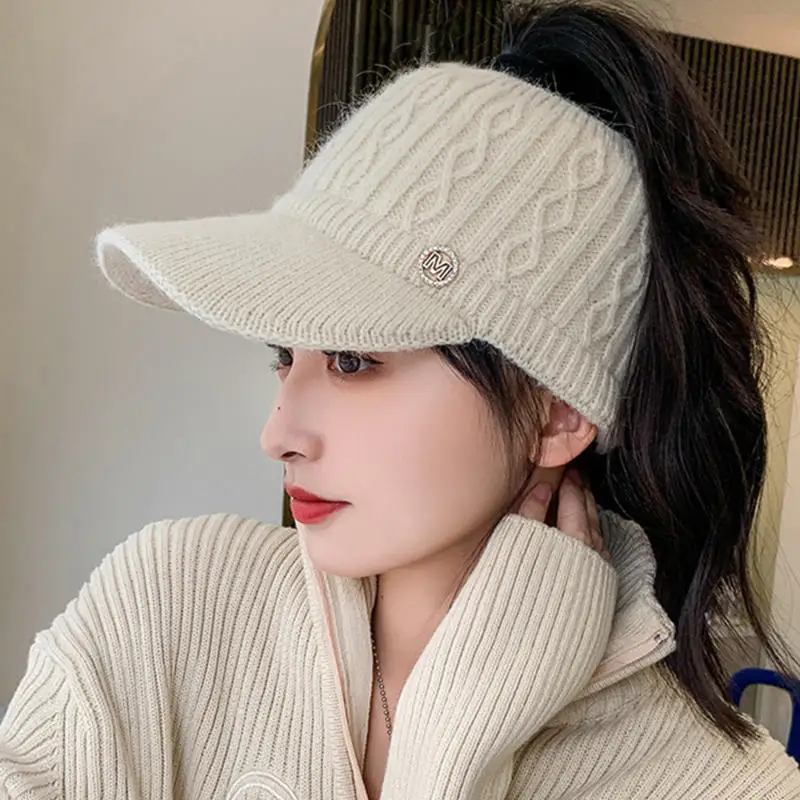 Women's Hats 2024 New Autumn Winter Hot Rabbit Knitted Hats Outdoor Sports Golf Tail Horse Cap Baseball Visor Caps