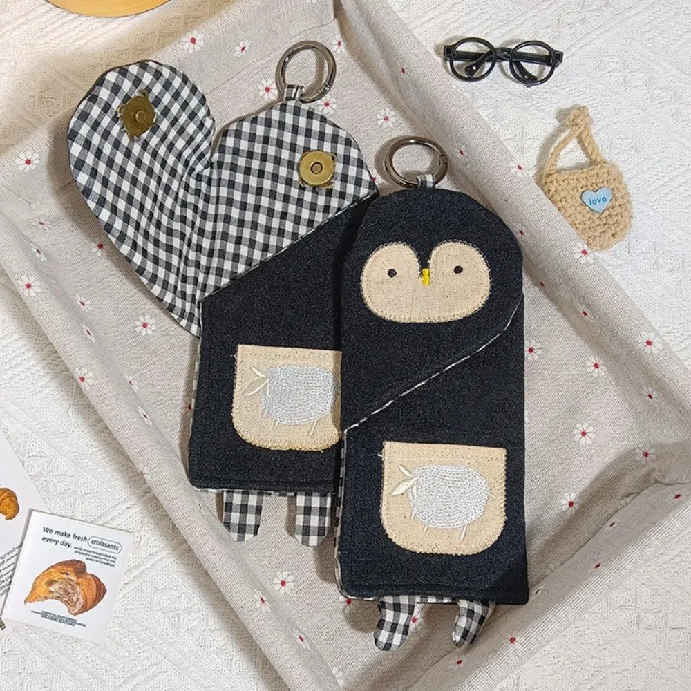 Cute Penguin Shape Glasses Case with Key Ring Multi-purpose Sunglasses Storage Pouch Hanging Pencil Pouch Gift