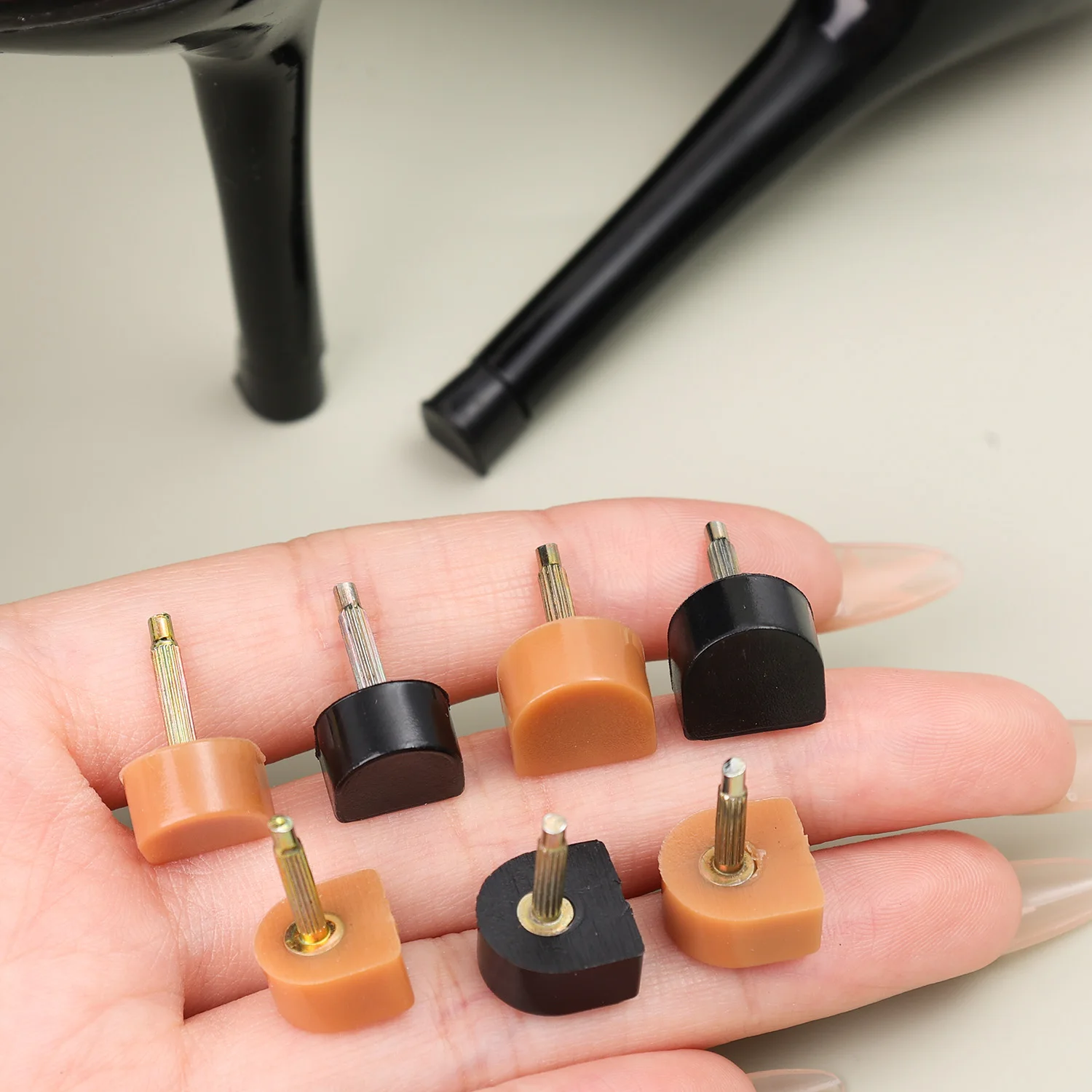 10 قطعة نصائح إصلاح الكعب دبابيس الأحذية نصائح الصنابير وتد المصاعد استبدال إصلاح الأحذية كعب السدادات حماة إكسسوارات أحذية