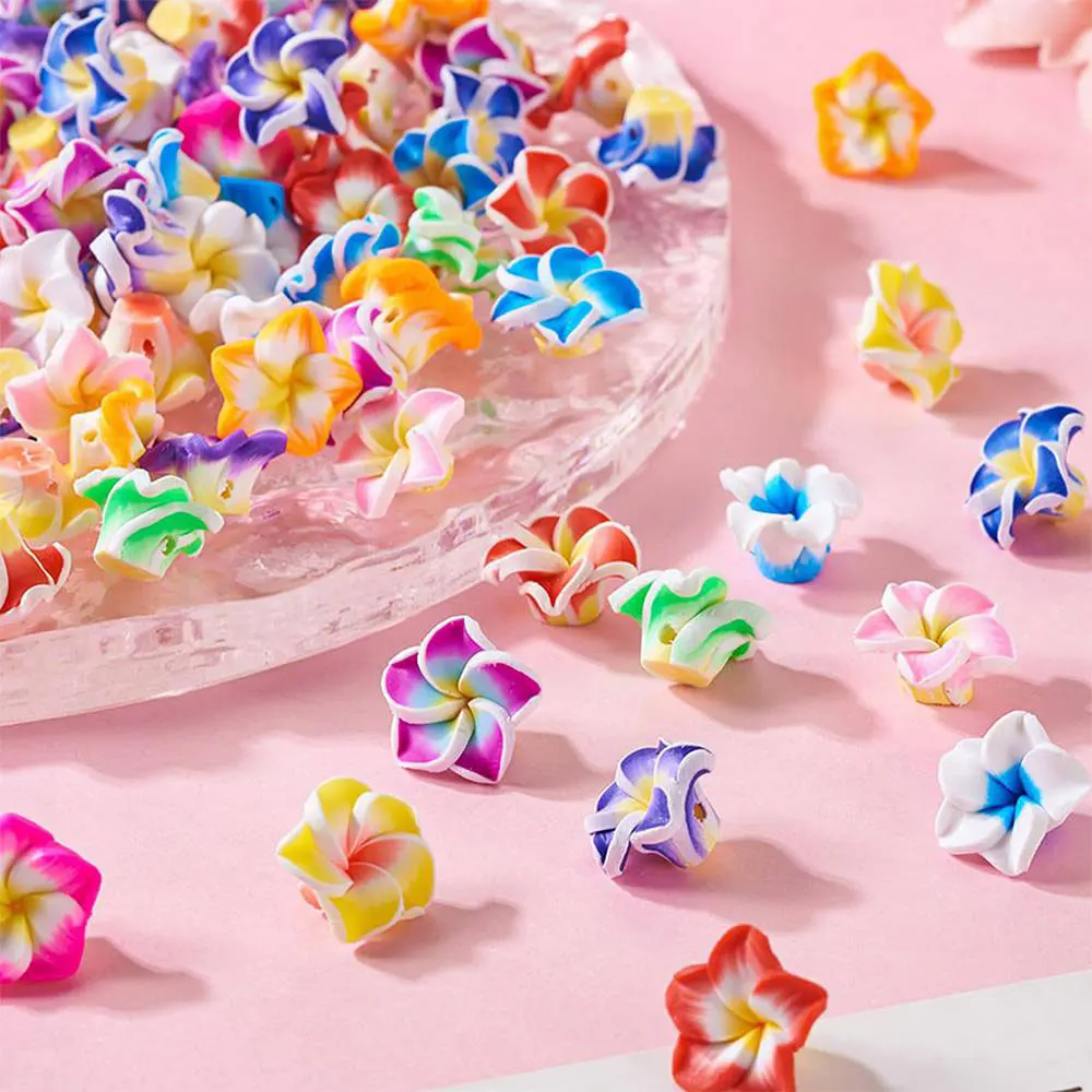 10/30/50 قطعة متعددة الألوان الطين زهرة على شكل الخرز الزخرفية ، أساور يدوية ، القلائد ، عطلة الشاطئ هدية صنع الملحقات