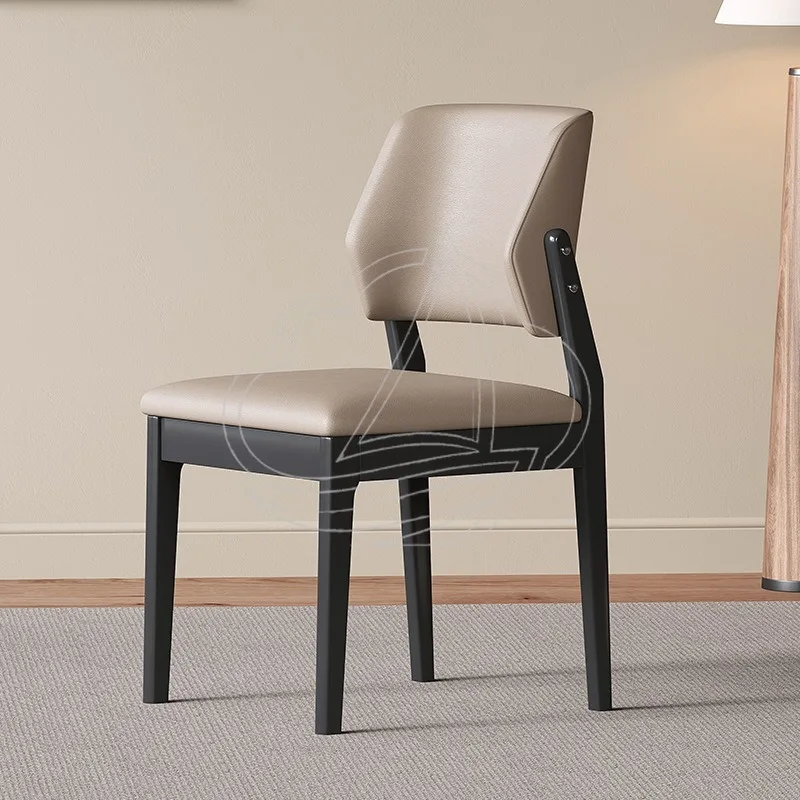 Nordic Minimalist Solid Wood Curved Back Chair Light Luxury Designer Dining Chair for Small Space Home Use