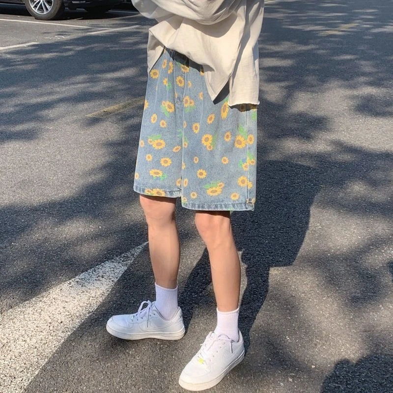 

Men Women Daisy Denim Shorts Y2K Baggy Jean Shorts Elastic Waist Loose Fit Summer Casual Above Knee Streetwear