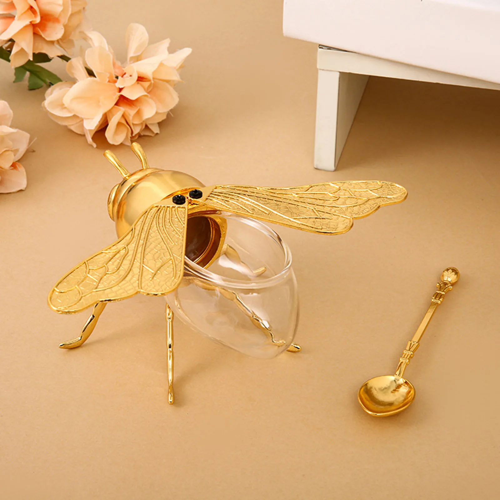 Alloy Bee Shaped Honey Jar Novelty Honey Container with Spoon for Housewarming Gift Kitchen Tool