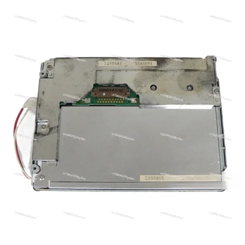 

6-inch LCD panel LQ6BN01 320 RGB * 240 QVGA original