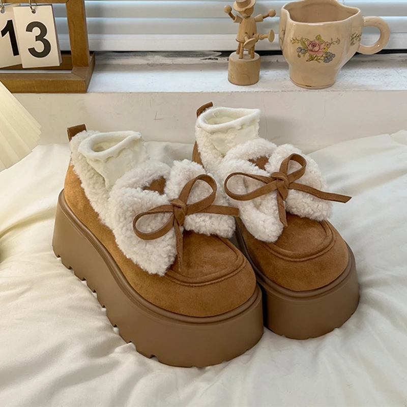 القوس الفراء أحذية خفيفة بدون كعب النساء الشقق منصة أحذية قطنية دافئة حذاء رياضي غير رسمي 2025 الشتاء الاتجاه قصيرة أفخم المشي Zapatos