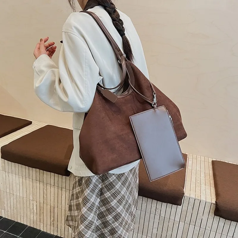 

Diaper Bag Luxury Designer Crossbody Handbag Elegant Minimalist Leather Tote For Women Stylish Large Capacity