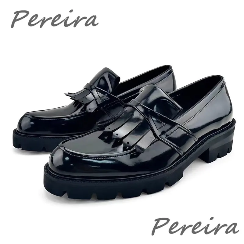 

Men's Tassel Thick Soled Loafers British Style Genuine Leather Shallow Casual Business Shoes Fashion Pointed Toe Dress Shoes