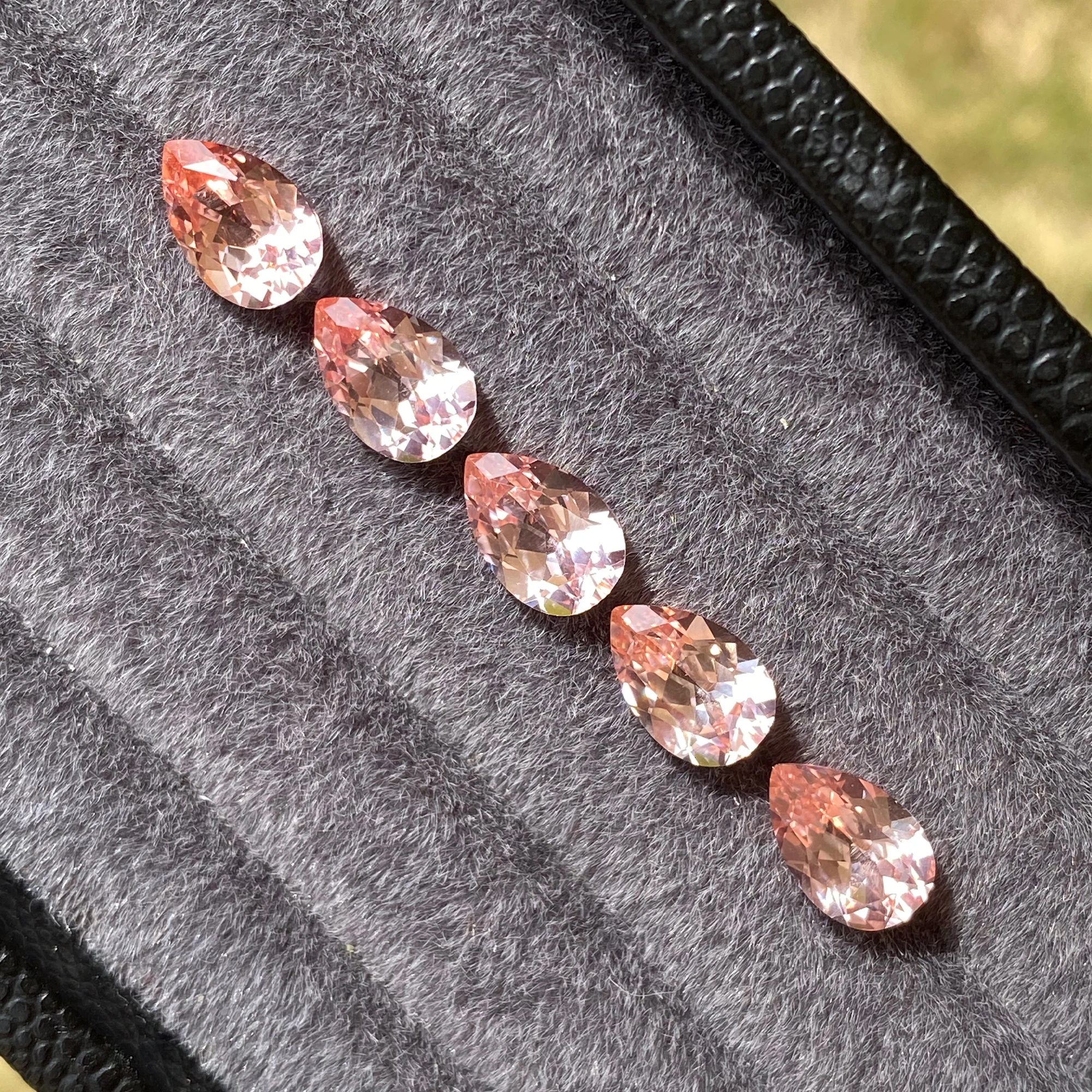 

Eme jewe Lab Grown Sapphire Pink Pear Cut Gemstone for Charms Advanced Jewelry Making Material With Certificate