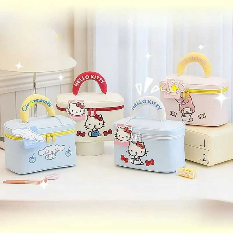 HelloKitty New Women's Cosmetic Bag Cartoon Cute Portable Cosmetic Bag Business Travel Three-dimensional Cosmetics Storage Bag