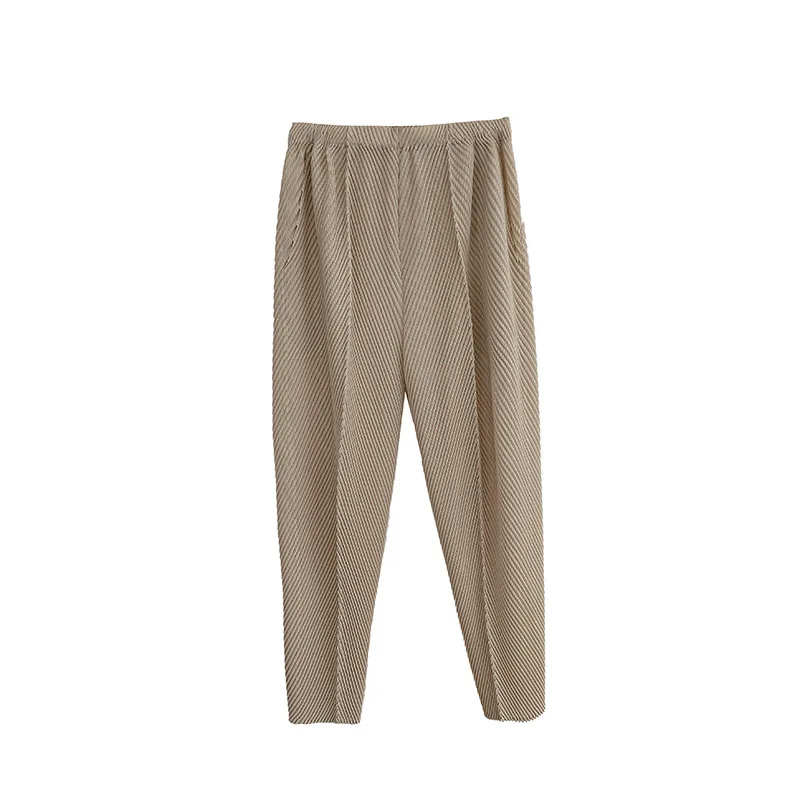 Miyake Fashion Casual Versatile Design Loose Harem Pants Pleated 2025 Summer New High-waisted Solid-coloured Women's Pants