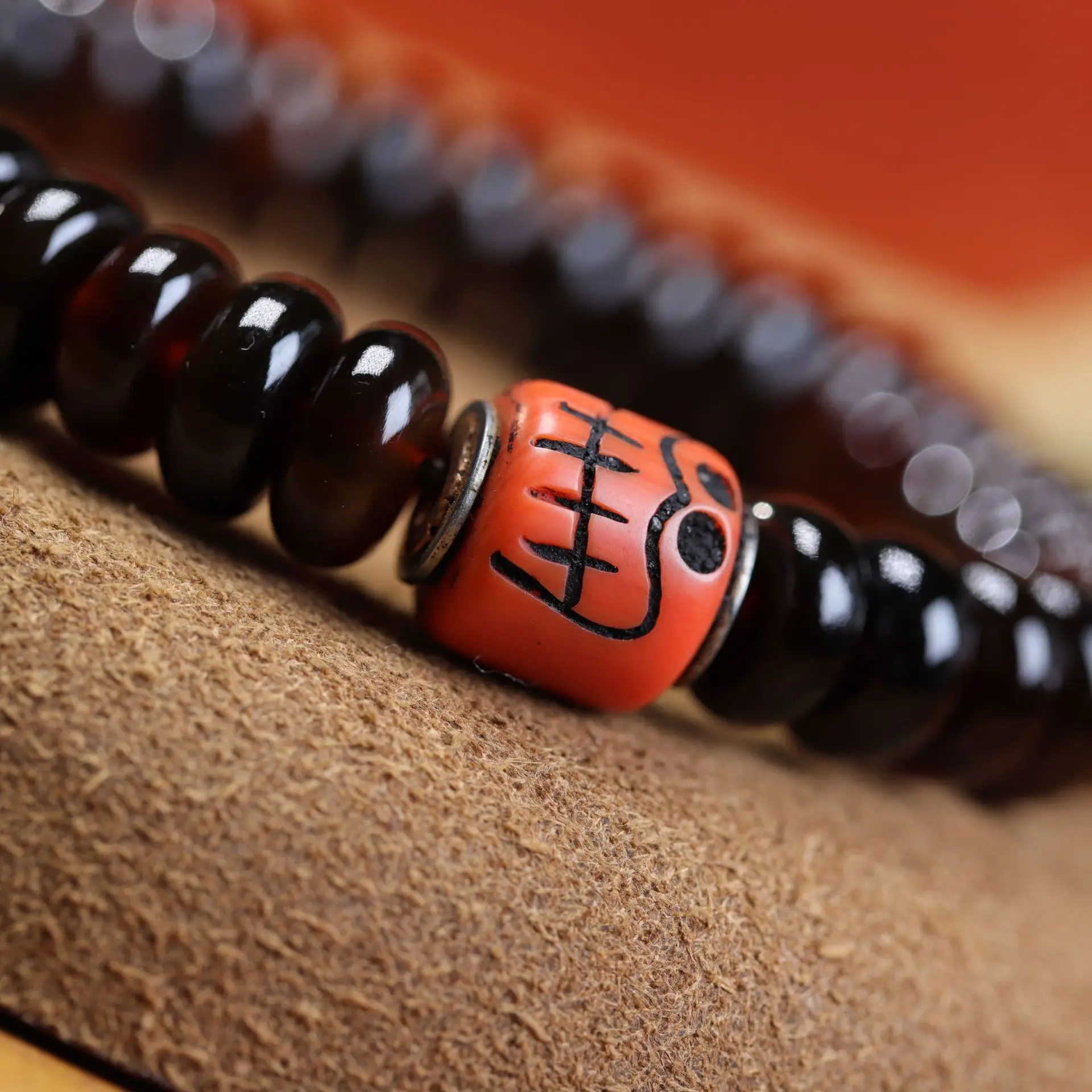 Natural blood A mountain tortoise shell abacus beadspill beads bracelet Tibetan material ware A Dull with beads teeth bone angle