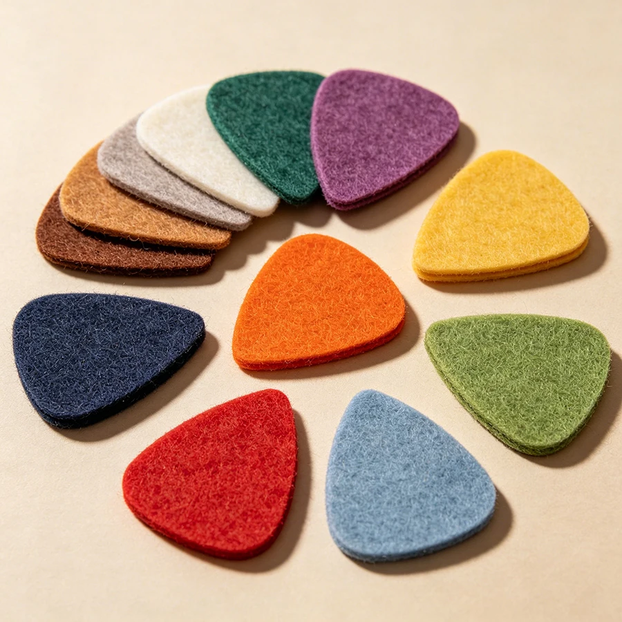 6/10pcs 3x2.5cm Color Felt Picks 3.5mm Thickness Durable Heart Shaped Picks Musical String Instrument Performance Accessories