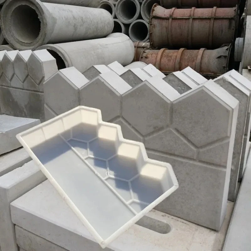 Concrete Molds Reusable DIY Garden Brick Mold For Fish Pond Backyard Patio Garden Decoration Garden Edging Fence