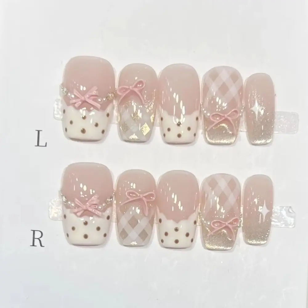 

10Pcs Sweet Mid-length Ballet False Nails Art Fashion Pink Cat Eye Lovely Bow Wearable Finished Nails Set Summer Acrylic Nails