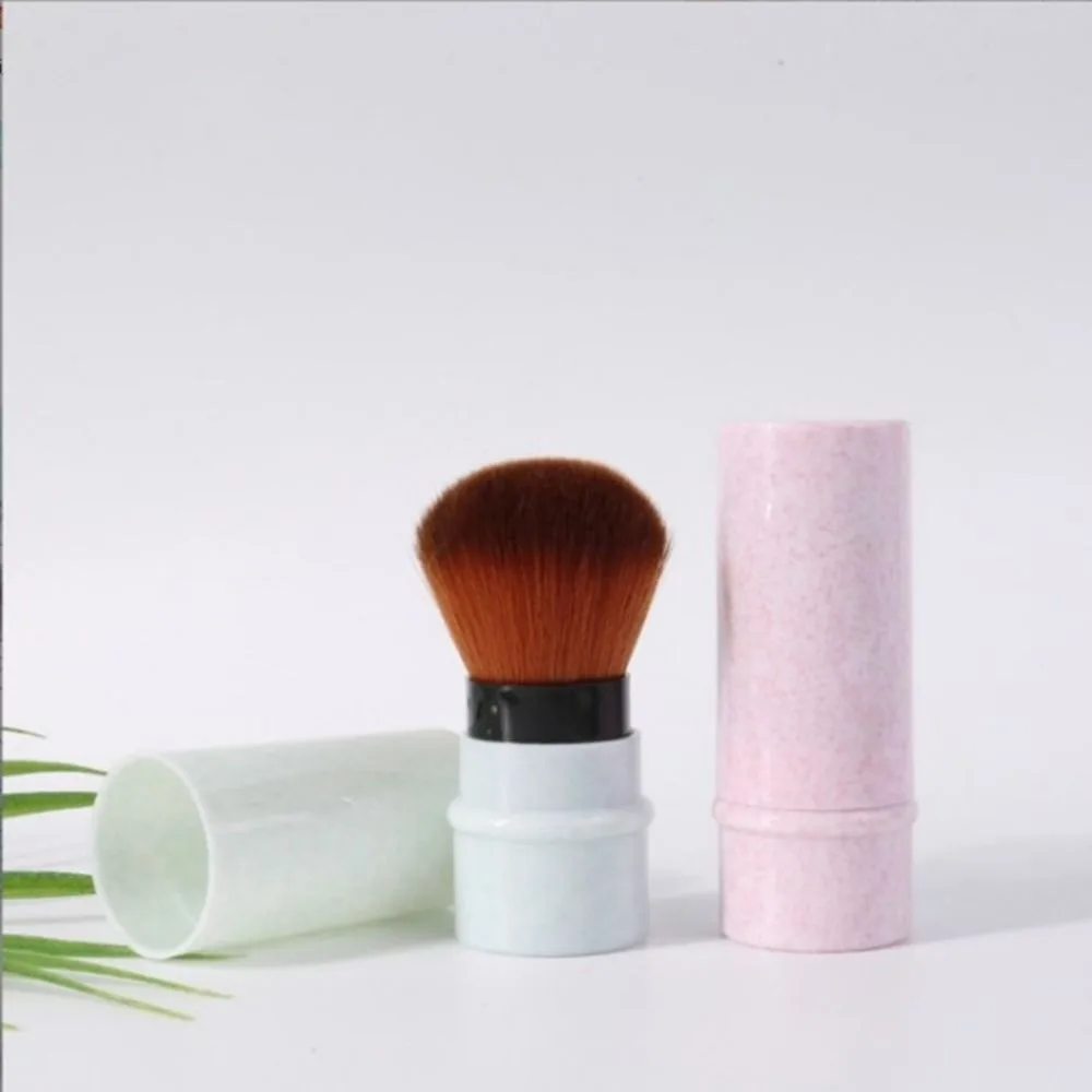 New Retractable Makeup Brush Portable Multi-Functional Powder Blush Brush with Cover Single Blush Brush Outdoor Travel