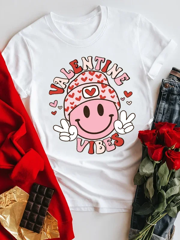 Valentine Vibes Slogan Women T-shirt Cute Cartoon A Happy Face in A Hat Print Female Shirt Hot Sale Stylish All Match Girl Tee