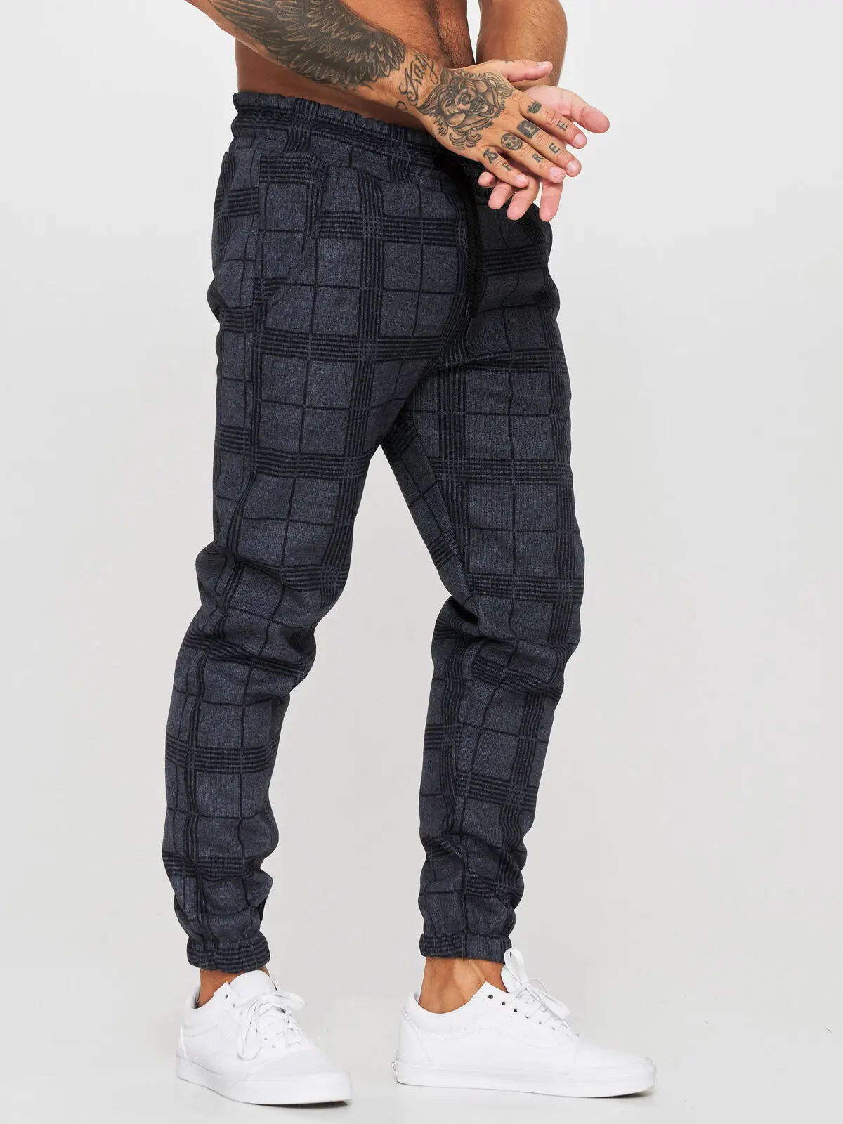 

New Fashionable Men's checkered sports pants with side stripes, mid waist slim fit pants, Summer Men's work and leisure pants