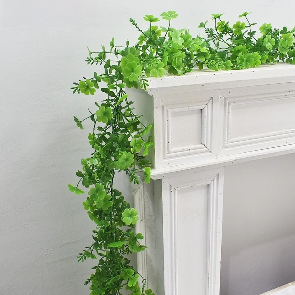 St Patrick's Day Themed Artificial Rattan Wreath with Shamrock Detail Designed for Doorway Wall and Event Space Decoration