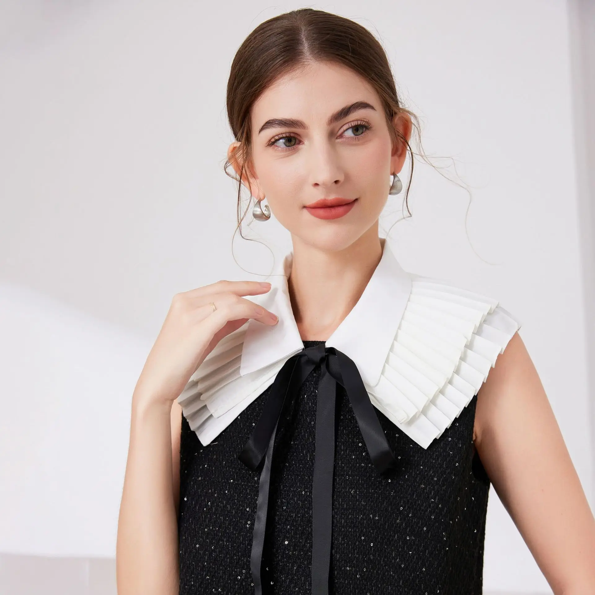 

Women Lapel Shirt Detachable Collar White Shoulder Wraps Bowknots Fake Collar Classic Half Shirt Blouse Tops Female False Collar