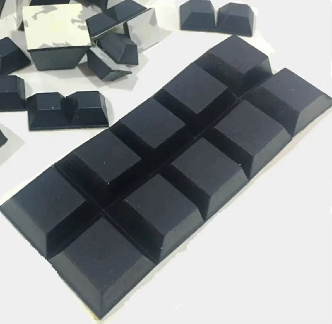 Self-adhesive Rubber Foot Pads Round/Square Shape Durable Anti-shock Vibration Isolation Pad for Furniture Electronic Equipment