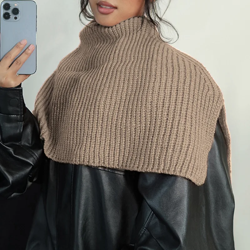

Autumn and Winter Design Sense, High Neck, Split Woolen Shawl, Fashionable Atmosphere, Women's Retro Scarf