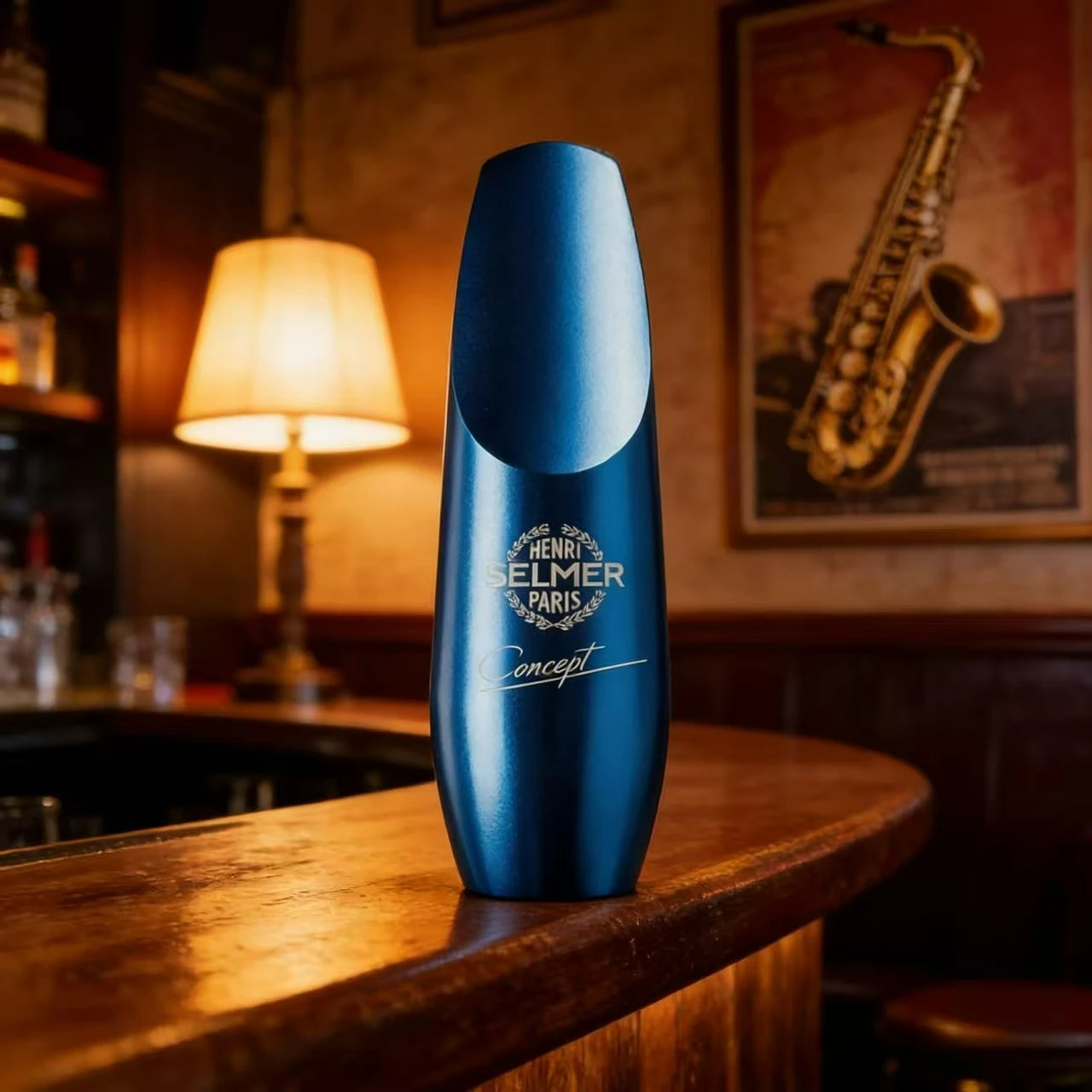 

High-quality saxophone metal mouthpiece for middle register, low register, easy to play and comfortable to use, of high quality.