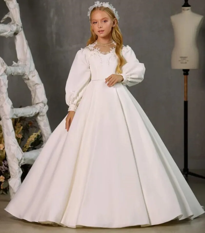 White Flower Girls Dress Wedding Long Puff Sleeve First Holy Communion Dress Scoop Neck Lace Satin Pageant Dress for Girls