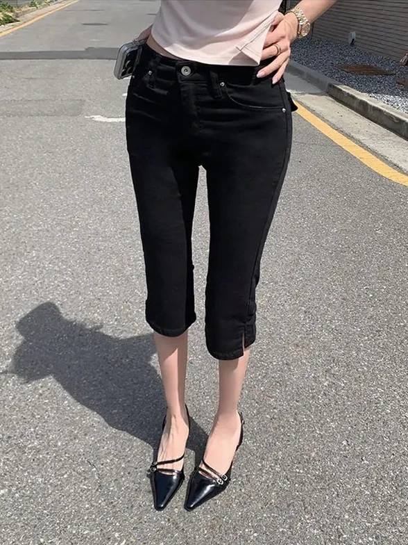 Slimming High Waist Capri Jeans Women's Pocket Detail Booty Enhancing Denim Pants Summer Collection Fashionable Trend