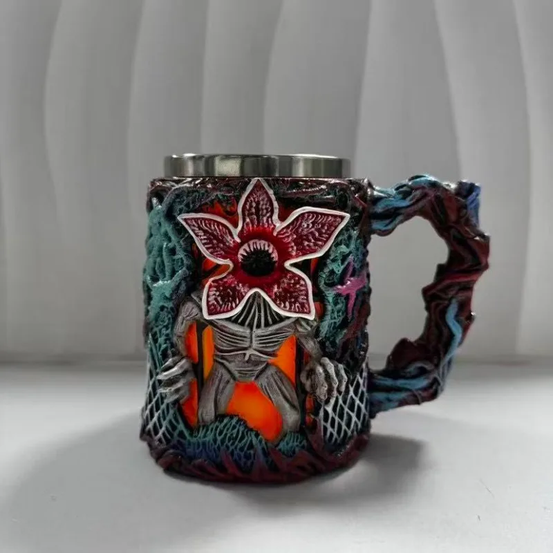 

Stranger Things peripheral accessories coffee cup model ornaments piranha sculpture resin stainless steel water cup coffee cup