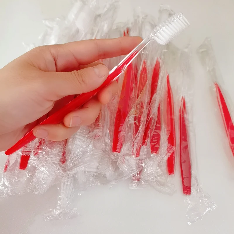Free Shipping Disposable Toothbrush Mixed Color Independent Transparent Packing for Hotel Supplies Travel Personal Cleaning Care