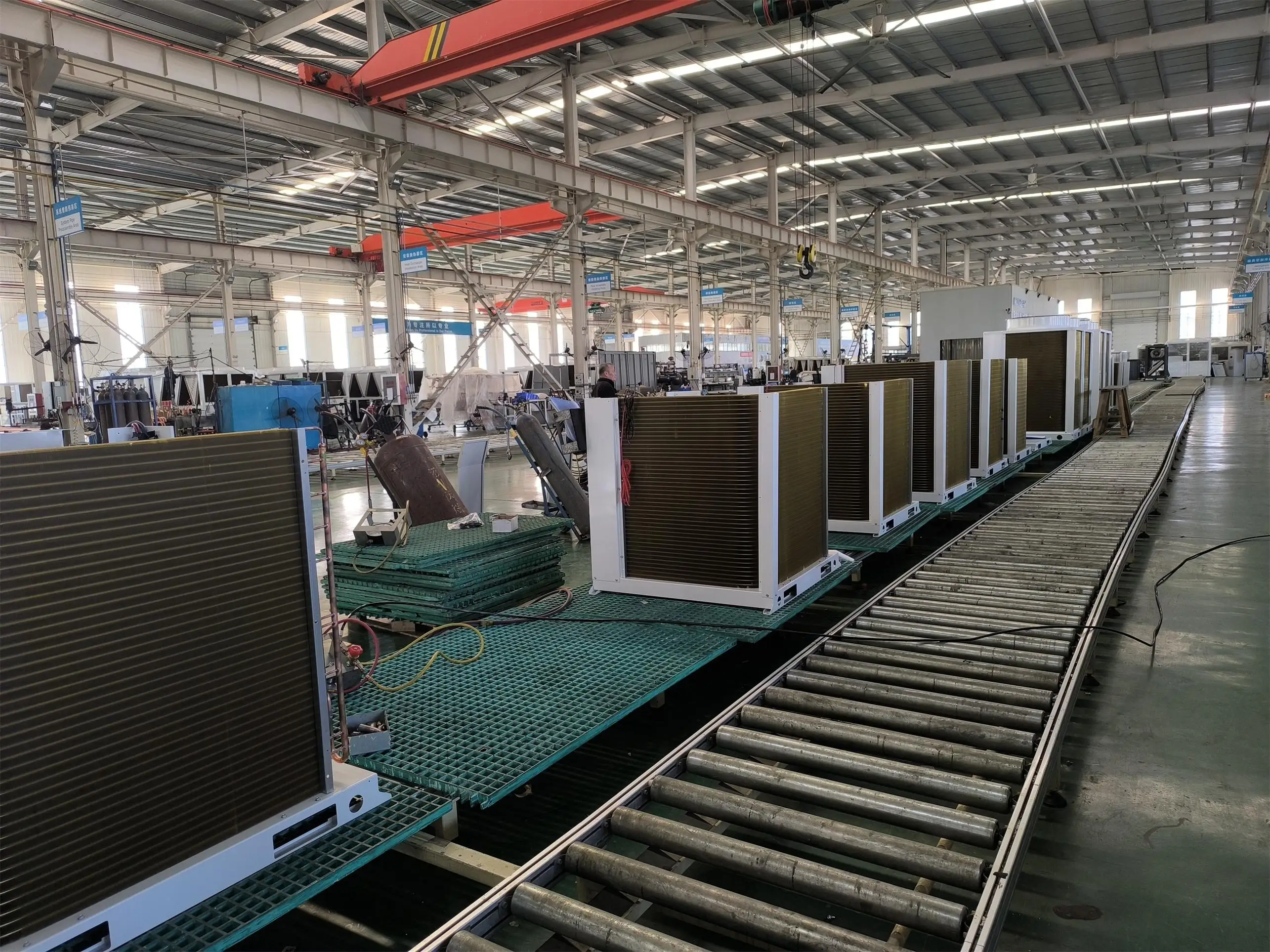 بيع المصنع مباشرة T1 T3 العاكس سقف علوي مكيف الهواء قدرة التبريد 3 RT إلى 85 RT 12kW إلى 300kW وحدة معبأة على السطح