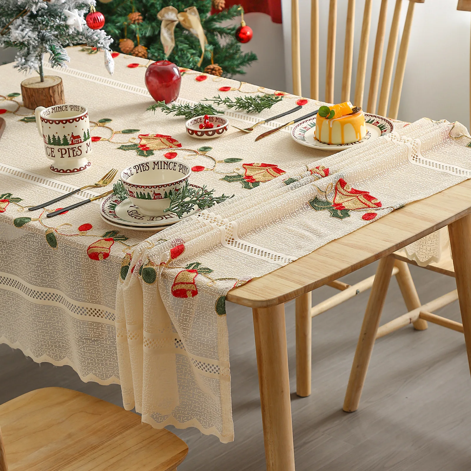

1PC Beige Lace Tablecloth Beige Red Lucky Bells Washable Table Cover for Party Wedding Picnic Dinner Decor Christmas Decoration
