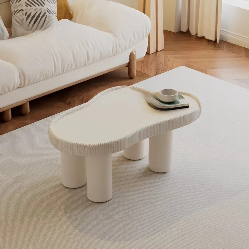 Nordic Luxury Coffee Table Modern Decoration Minimalist Aesthetic Coffee Table Unique Simple Mesa Auxiliar Living Room Furniture