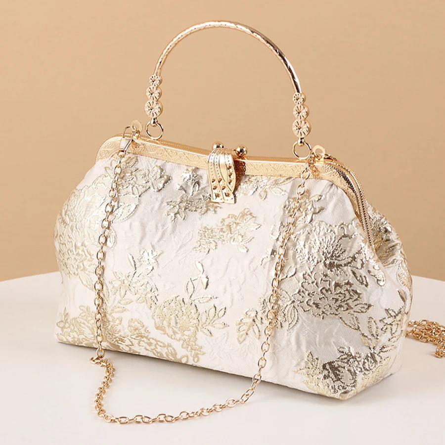 Retro Flower Relief Small Square Bag Chinese Style Handbag Elegant Kiss Lock Shell Chain Shoulder Bag Banquet Crystal Dinner Bag