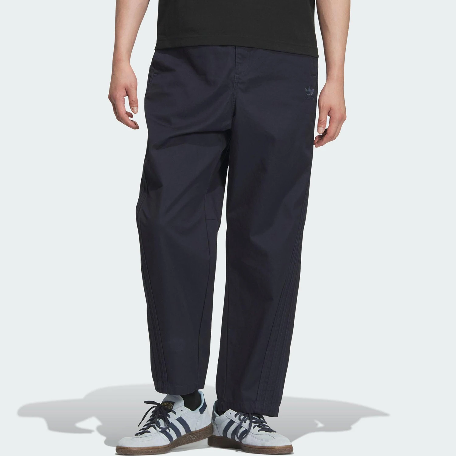 

adidas Originals Men's Tapered Casual Sports Pants KF4938