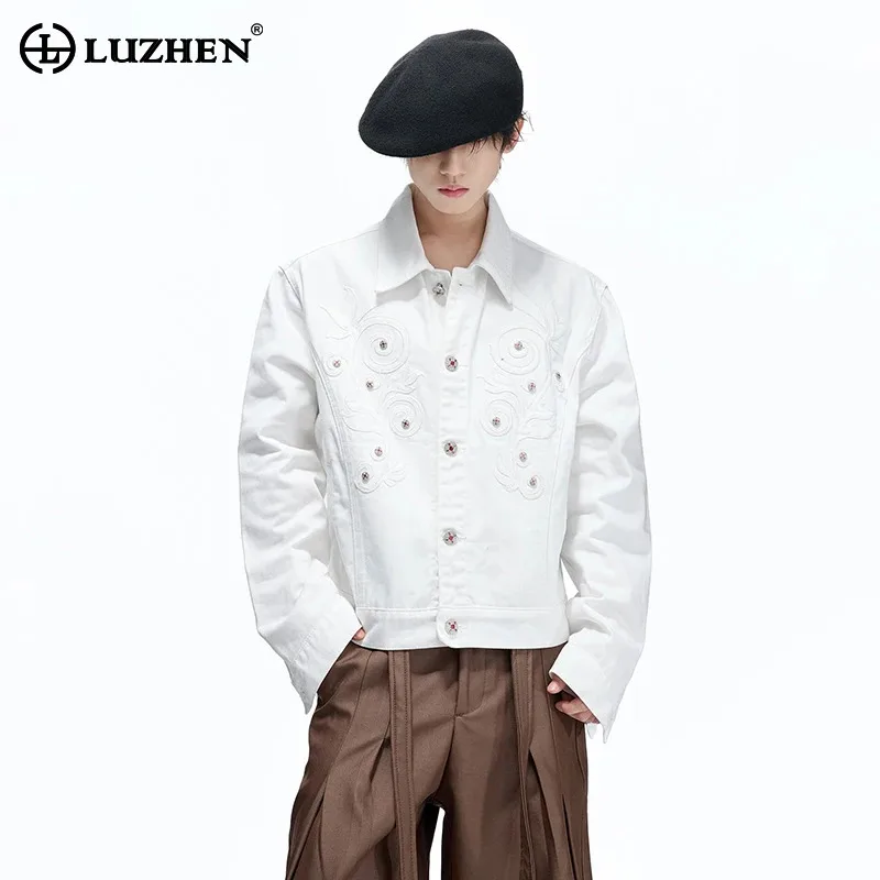 LUZHEN 2026 New Embroidery Pattern Diamond Buttoned Decorate Casual Jacket Men's Fashion Luxury Elegant Temperament Coat JY8339