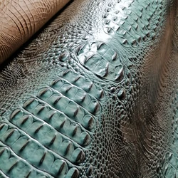 1mm Two-Tone Crocodile Embossed Cowhide. Top-Grain Leather. Genuine Leather Material. Handmade DIY For Bags. Full-Sheet Cutting.