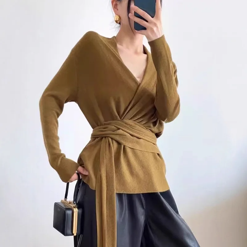 

Spring Autumn Slimming V-Neck Knitwear Women's Long Sleeve Belted Fashionable Top Comfortable Loose Fit Pure Color Commute Style