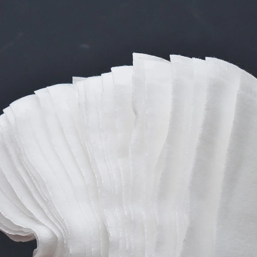 

200Pcs Face Massage Cover Hole Towel Disposable Non-Woven Fabric Comfortable Breathable Massage Table Pad for Salon and Home Use