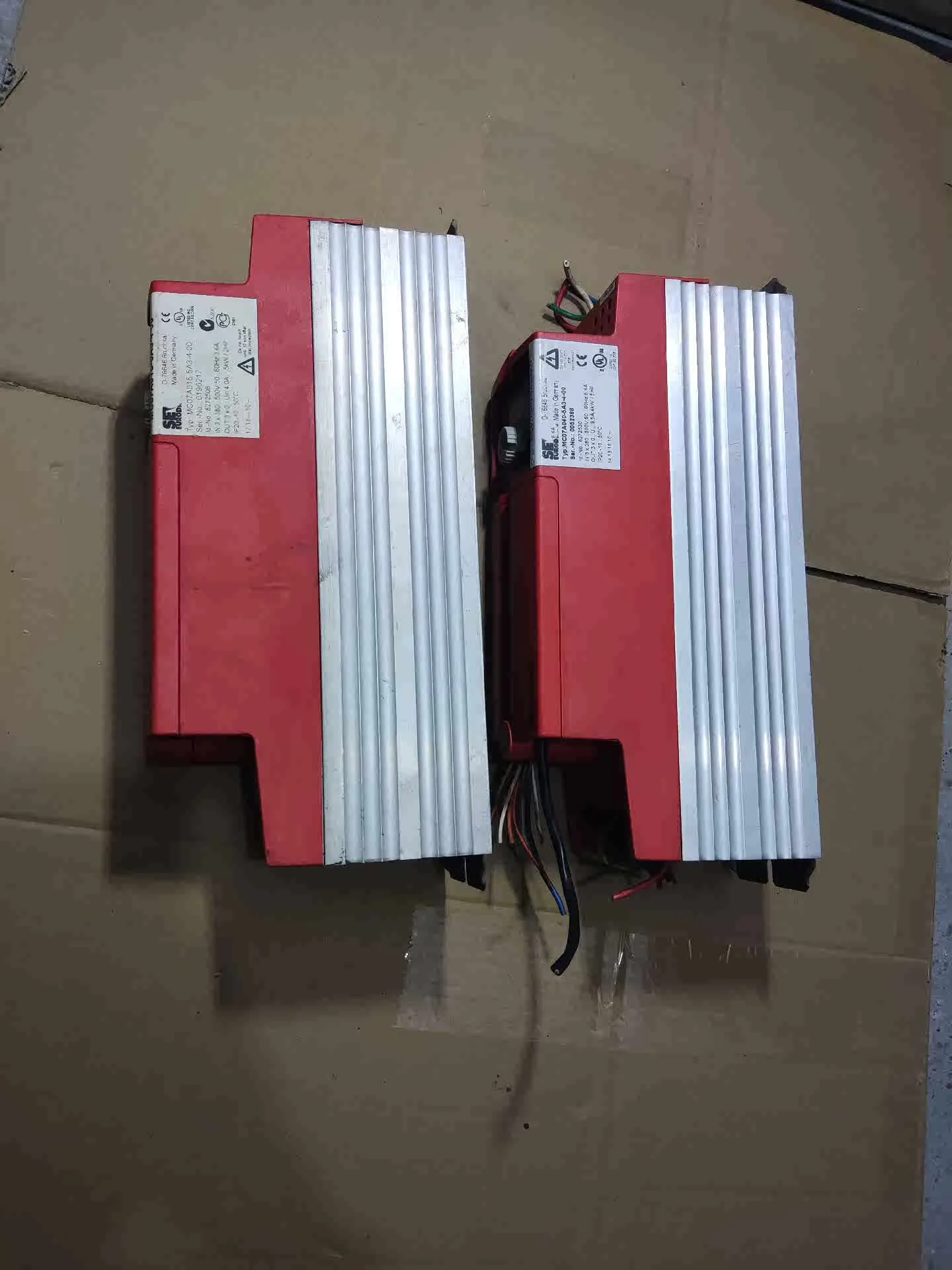 MC07A040-5A3-4-00 MC07A015-5A3-4-00 العاكس للخياطة